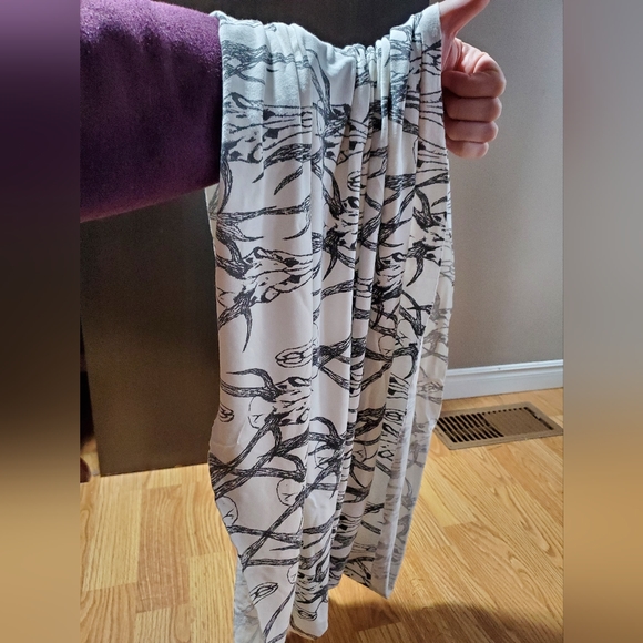 TopShop Deer Skull Infinity Scarf - Picture 4 of 4